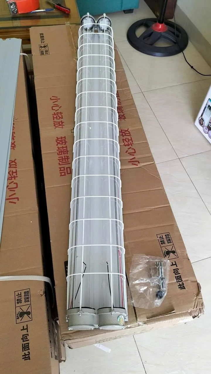 Máng đèn chống nổ